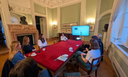 Relacja ze&nbsp;spokania Café scientifique – dr&nbsp;Michalina Kowala